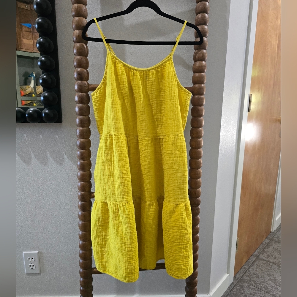 Universal Thread Yellow Sleeveless Sundress